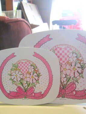 VTG SET OF 2 HOT PADS, WHITE W/PINK COUNTRY STYLE